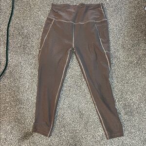 Women’s grey Beyond Yoga Leggings